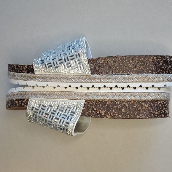 Rhinestones Slip on Sandals - Picture 5 of 9